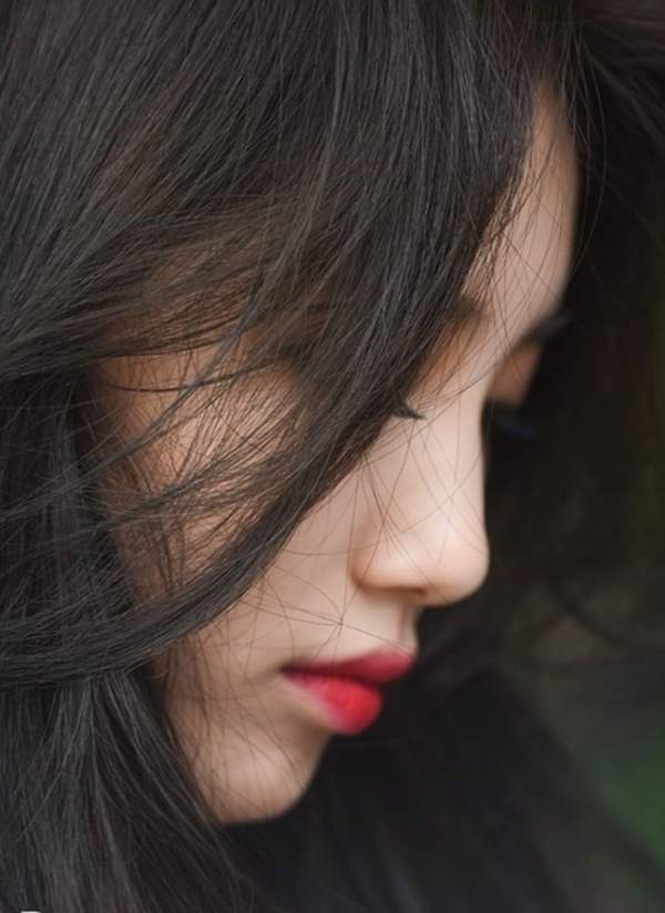Hành trình lột xác ngoạn mục của bạn gái Lee Min Ho 10