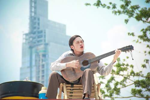 Hoài Linh vất vả "vật lộn" với Ngân Khánh trong "Ma Dai" 9