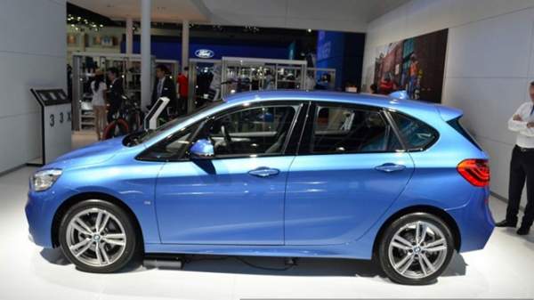 Xe gia đình BMW 2-Series Active Tourer chào Đông Nam Á 2