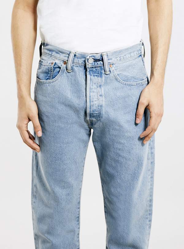 Những mẫu quần jean nam bạn phải có trong năm 9