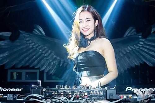 DJ Trang Moon phủ nhận tin đồn Sơn Tùng bị "dìm" trong The Remix 6