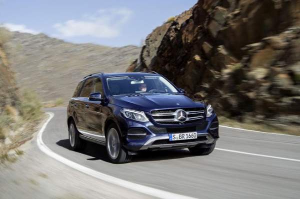 Mercedes-Benz GLE chính thức lộ diện 4