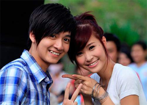 4 “cặp đôi ngang trái” được fan Việt ủng hộ 3