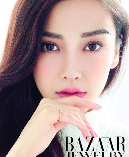 Lộ ảnh thời răng thỏ, chưa thẩm mỹ của Angelababy 42