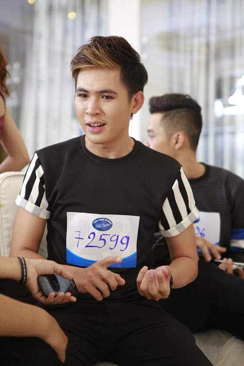 Hàng ngàn thí sinh vẫn dự tuyển mặc "số phận" VN Idol 14