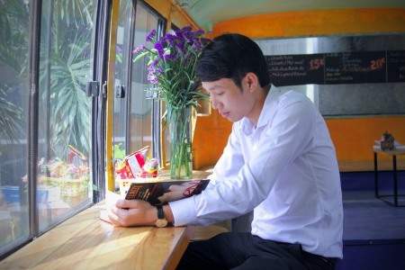 Biến xe bus thành quán cafe có một không hai ở Hà Nội 8