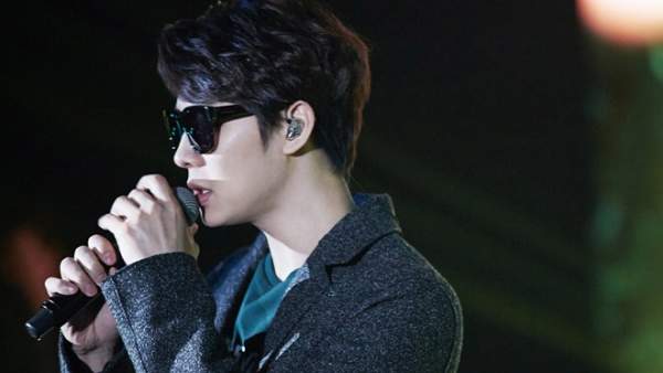 11 nam ca sĩ giúp Kpop xóa định kiến Idol chỉ được vẻ ngoài 6