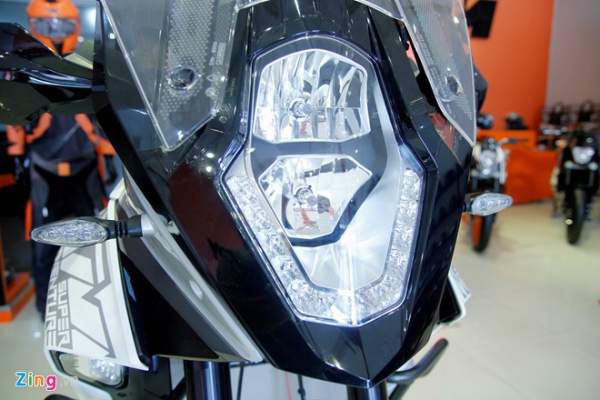 Chi tiết siêu môtô phượt KTM 1290 Adventure tại Việt Nam 3