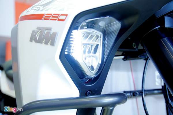 Chi tiết siêu môtô phượt KTM 1290 Adventure tại Việt Nam 6