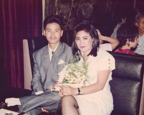 Nguyễn Hưng khoe ảnh tình cảm với vợ thời trẻ 27
