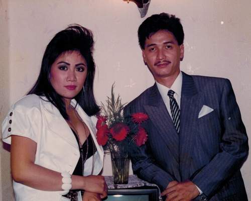 Nguyễn Hưng khoe ảnh tình cảm với vợ thời trẻ 18