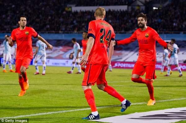 Barca duy trì cách biệt 4 điểm với Real sau chiến thắng 1-0 4