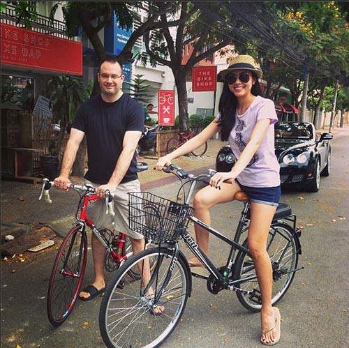 Triệu Thị Hà bỏ xế hộp khoe dáng với xe đạp 27