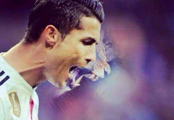Fan chế ảnh Ronaldo ghi 5 bàn vẫn không ấn tượng bằng Messi 4