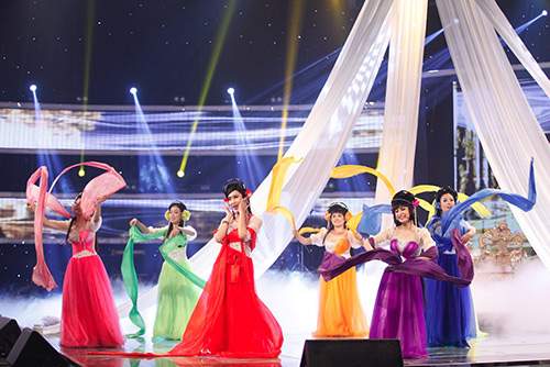 "Thị Mầu" Đức Vĩnh bật khóc khi giành Quán quân Got Talent 6