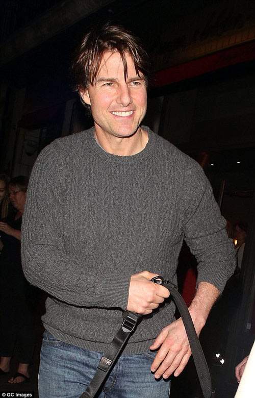 Tom Cruise tươi rói sau tin bỏ bê Suri hơn 1 năm 6