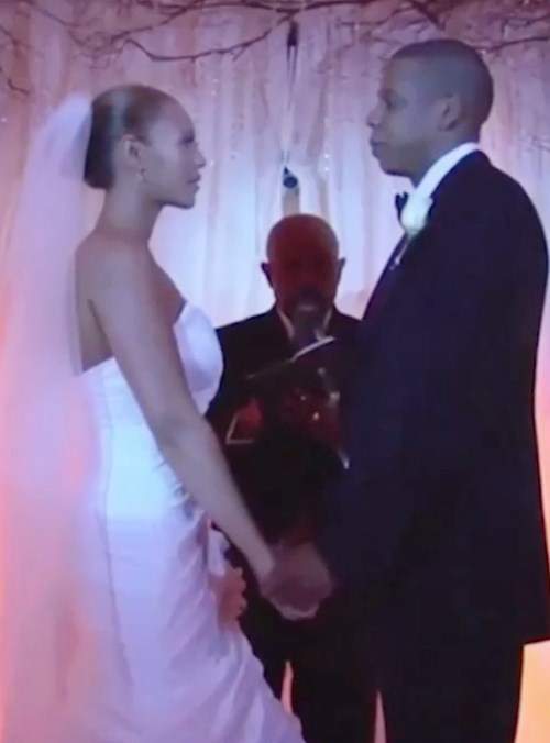 Jay Z chia sẻ clip đám cưới với Beyoncé 2