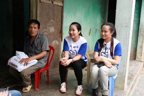 Đan Lê, Ốc Thanh Vân về nông thôn dạy trẻ chăm sóc răng 30