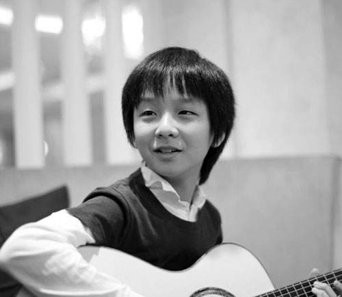 Thần đồng guitar Sungha Jung trở lại Việt Nam 2