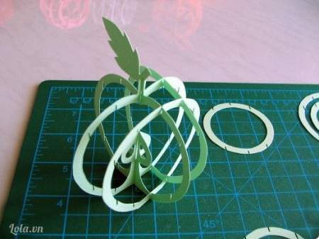 Cách ghép mô hình giấy 3D thành quả táo cực đẹp 7