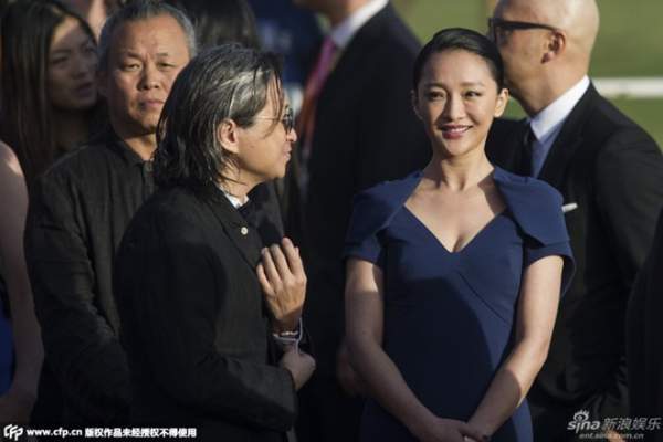 Mỹ nhân phim cấp 3 gây sốc trên thảm đỏ LHP Bắc Kinh 9