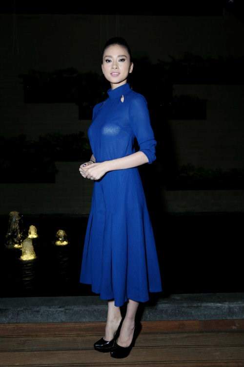 Angela Phương Trinh diện thời trang "lạ" đến "Elle Style Awards 2015" 5