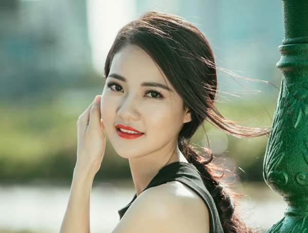 Hoa hậu Trần Thị Quỳnh giản dị với xu hướng “crop top” 6
