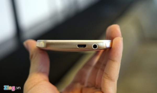 Mở hộp HTC One M9 giá 16,9 triệu đồng vừa lên kệ 5