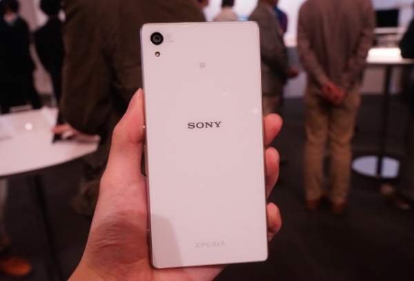 Ảnh thực tế Sony Xperia Z4 siêu mỏng vừa ra mắt 2