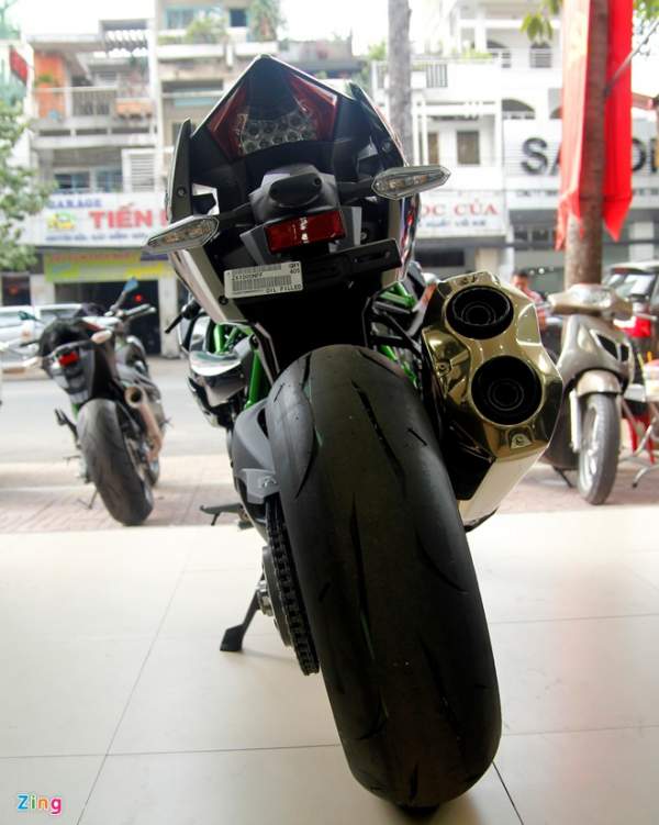 Siêu môtô Kawasaki Ninja H2 đầu tiên về Việt Nam 3
