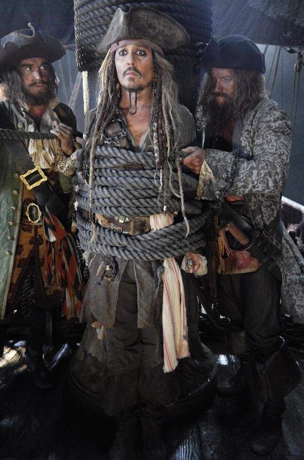 Johnny Depp được khen ngợi trong phim mới 3
