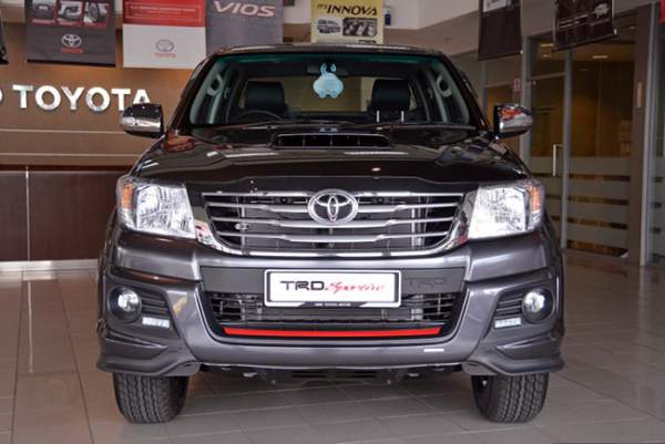 Toyota Hilux 2016 sẽ có động cơ mới? 3