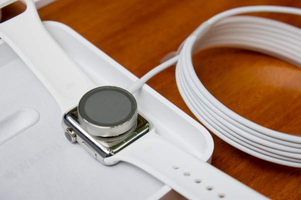 Cận cảnh chiếc Apple Watch đầu tiên có giá cao ngất ngưởng tại Việt Nam 7