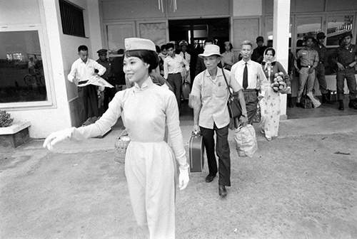 Nhớ chiếc áo "vạn người mê" của phụ nữ Sài Gòn xưa 27