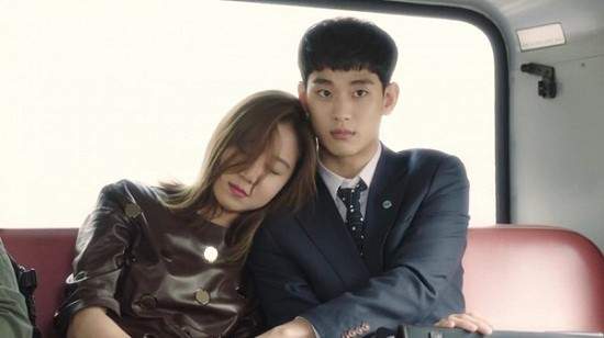 Những "người tình đàn chị" của Kim Soo Hyun trên màn ảnh 5