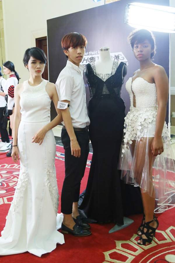 Thí sinh đem váy dạ hội tranh tài ở Project Runway Vietnam 8