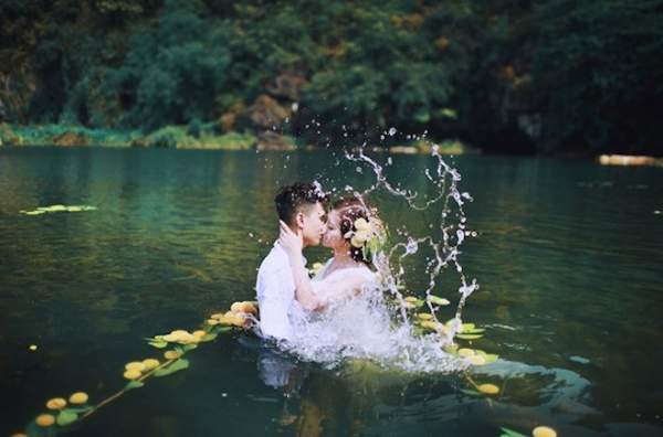 Ảnh cưới dưới nước tại Tràng An của cặp đôi Hà Thành 6