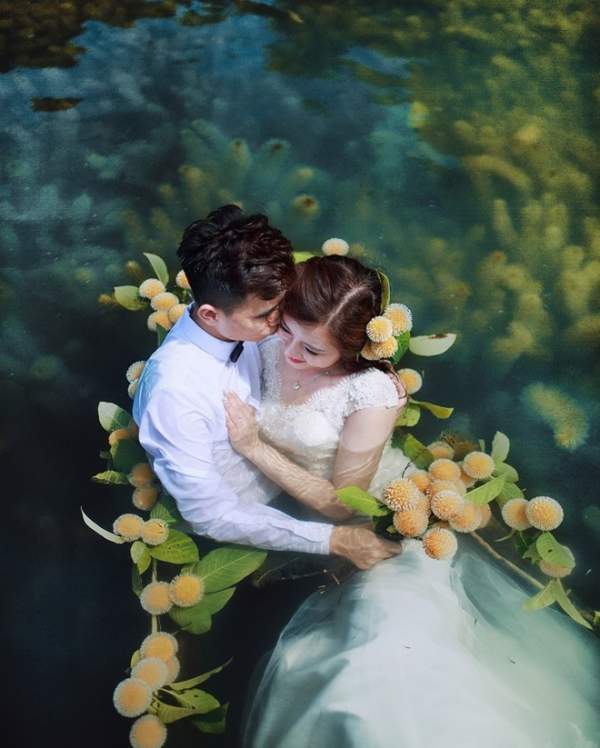 Ảnh cưới dưới nước tại Tràng An của cặp đôi Hà Thành 5