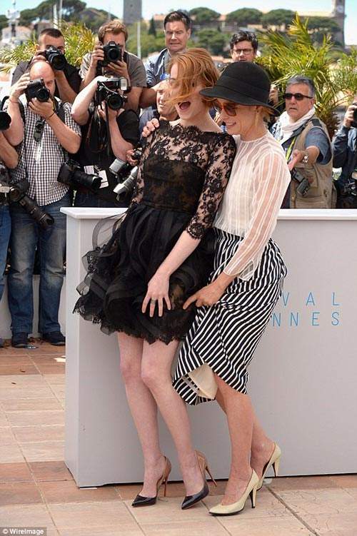 Khoảnh khắc sao kém duyên trên thảm đỏ Cannes 2015 24