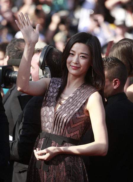 Jeon Ji Hyun thanh lịch, Lý Băng Băng kiêu sa ở Cannes 10