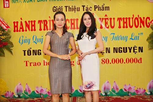 Phi Thanh Vân – Lan Khuê "đụng" màu trắng 39