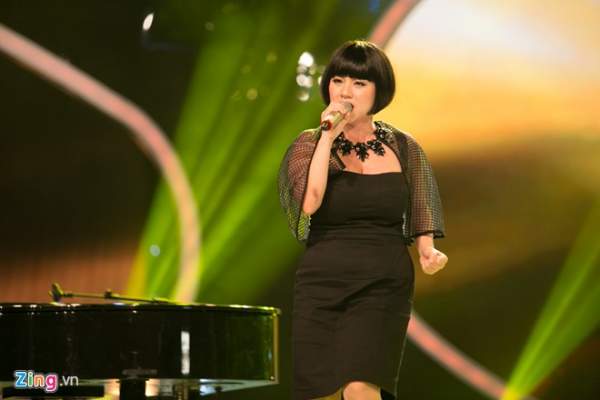 Cô gái mũm mĩm liên tiếp tỏa sáng tại Vietnam Idol 3