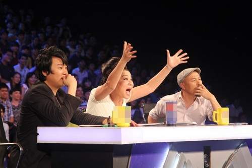 Thí sinh "nặng ký" khiến BGK Vietnam Idol phấn khích 9