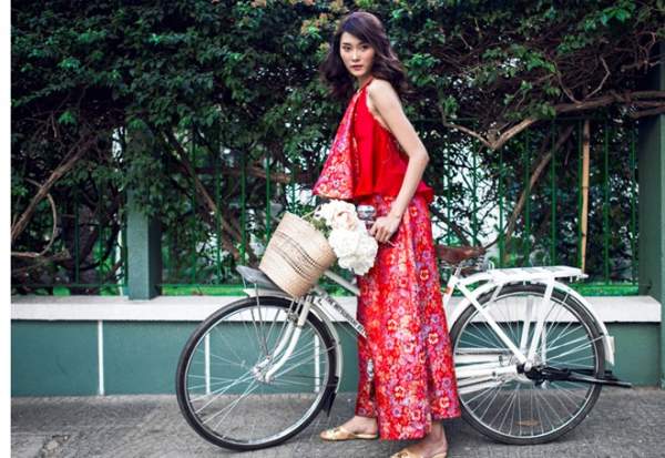 Gợi ý street style xuống phố ngày hè cùng xe đạp 6