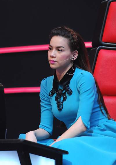 Mỹ Tâm không hề thua kém Hà hồ trên ghế nóng The Voice 45