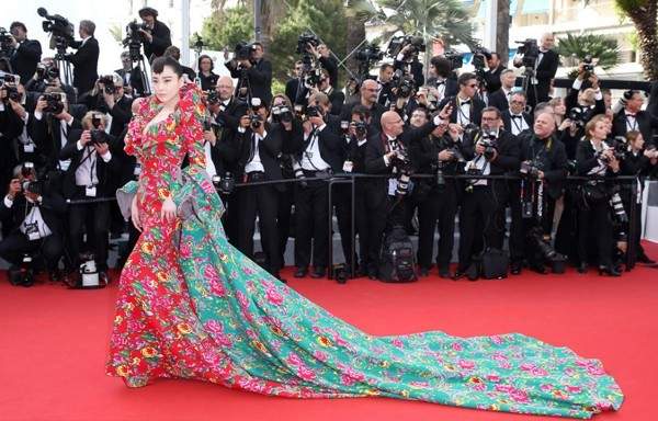 Lý Băng Băng 7 lần "bị đuổi" khỏi thảm đỏ Cannes 2015 12