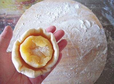 Cách làm bánh bao nhân trứng xốp siêu ngon mà đơn giản 7