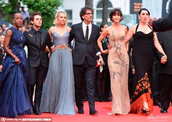 Thư Kỳ không photoshop vẫn rạng ngời trên thảm đỏ Cannes 10