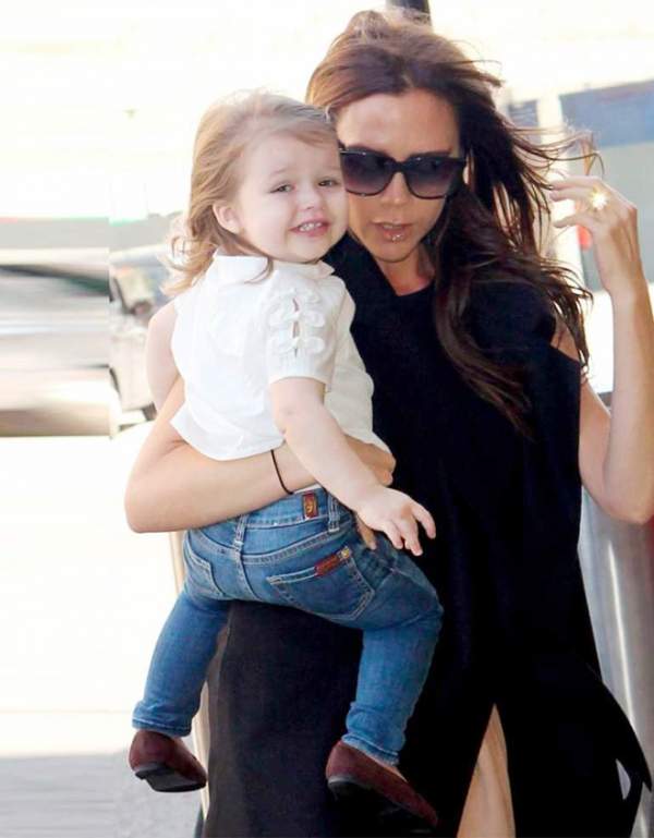 Harper Beckham - Nhóc tỳ mặc đẹp từ thuở lọt lòng 9