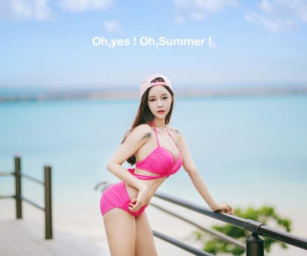 Hot girl đẹp nhất xứ Hàn diện bikini khoe eo thon 8